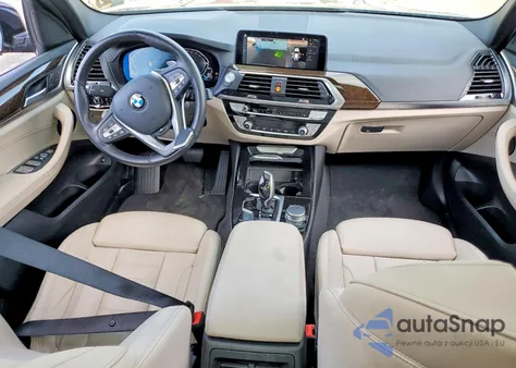 2021 BMW X3 xDrive30E z USA, uszkodzony, nr VIN 5UXTS1C01M9F84775